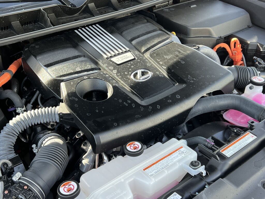 2025 Lexus LX 700h Luxury Indianapolis IN