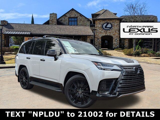 2025 Lexus LX 700h Luxury