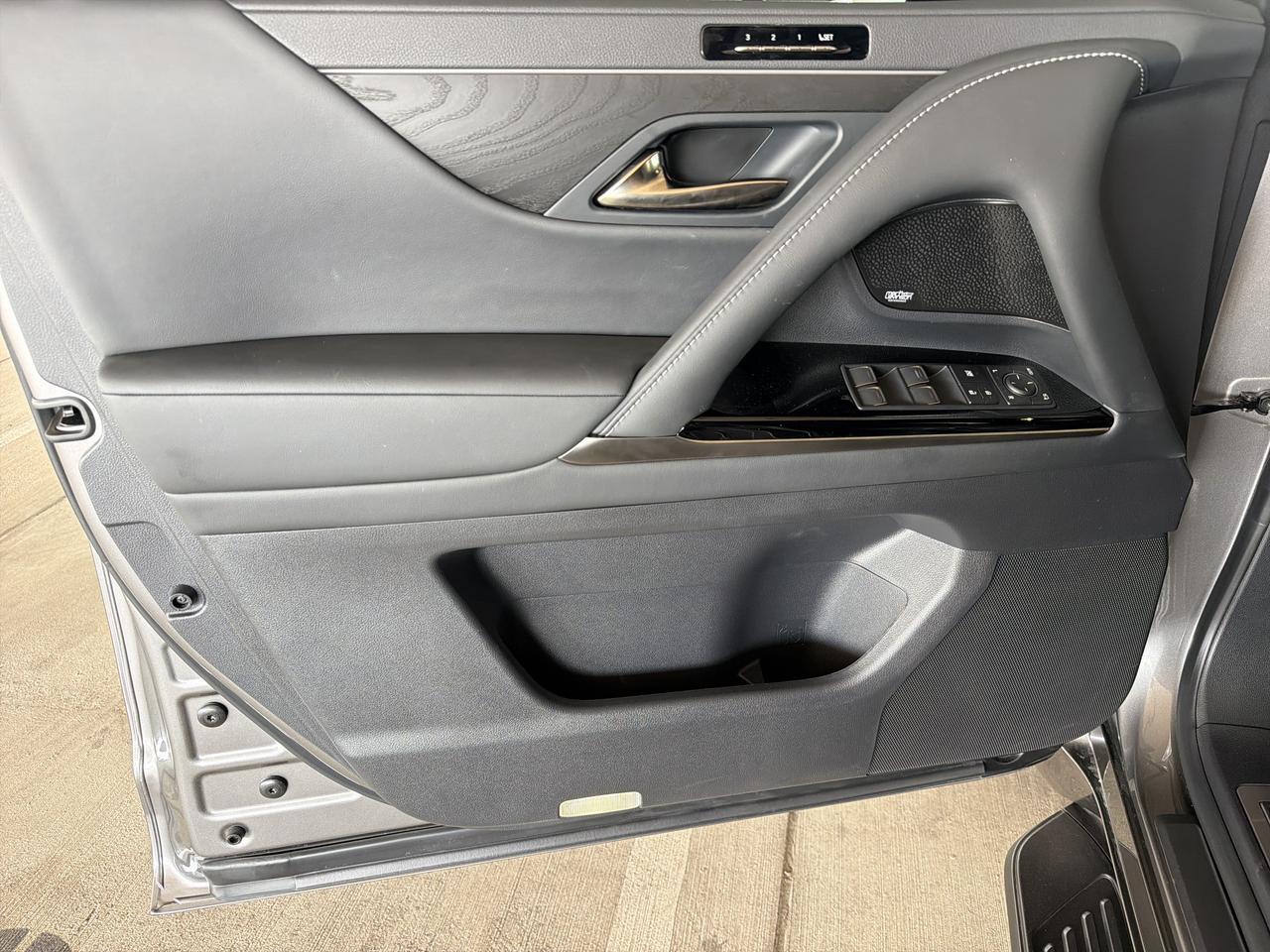2025 Lexus LX 700h Luxury San Antonio TX