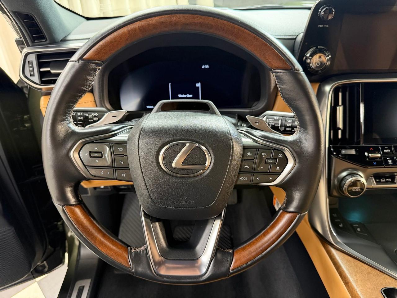 2025 Lexus LX 700h Luxury Annapolis MD