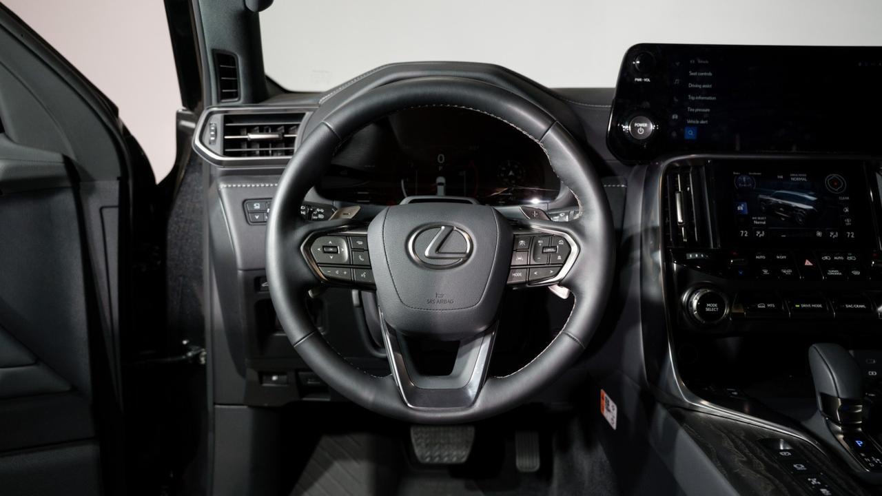 2025 Lexus LX 700h Overtrail Franklin TN