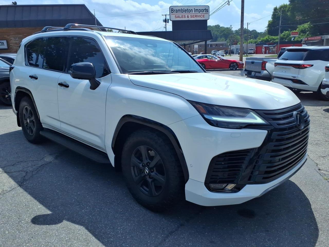 2025 Lexus LX 700h Overtrail