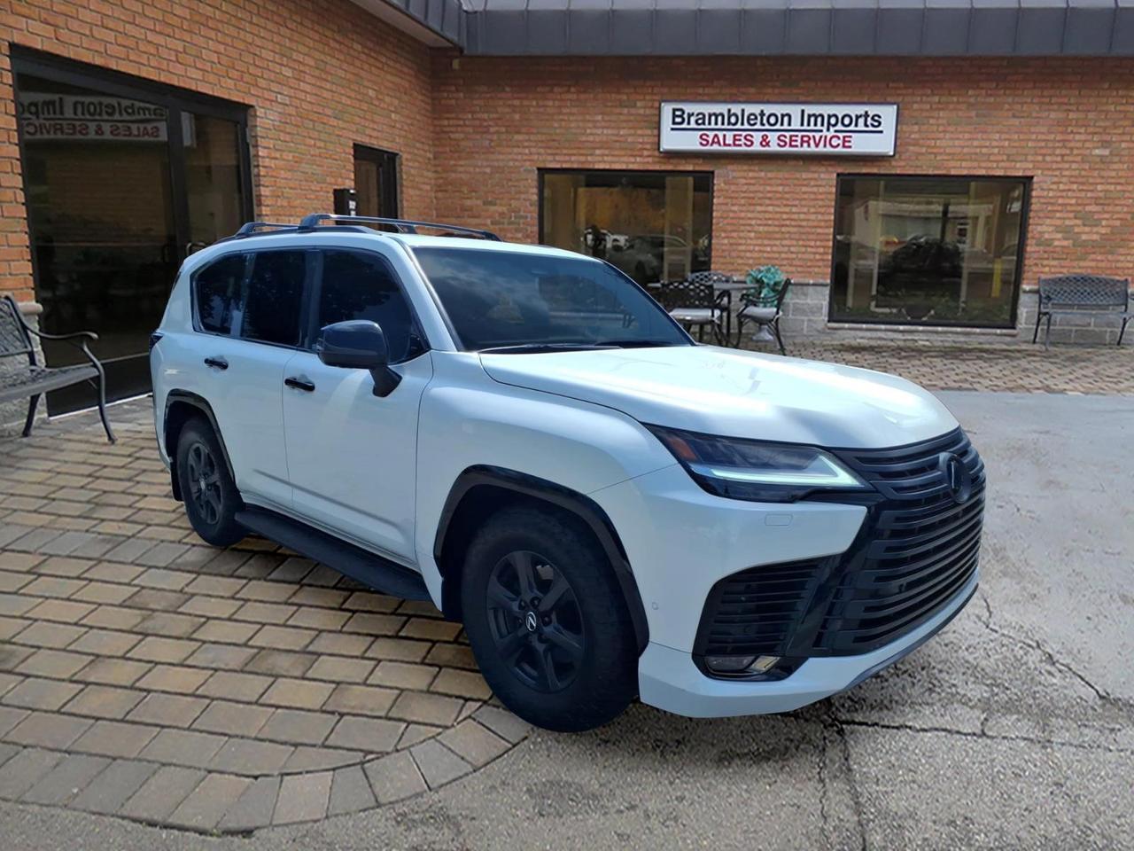 2025 Lexus LX 700h Overtrail