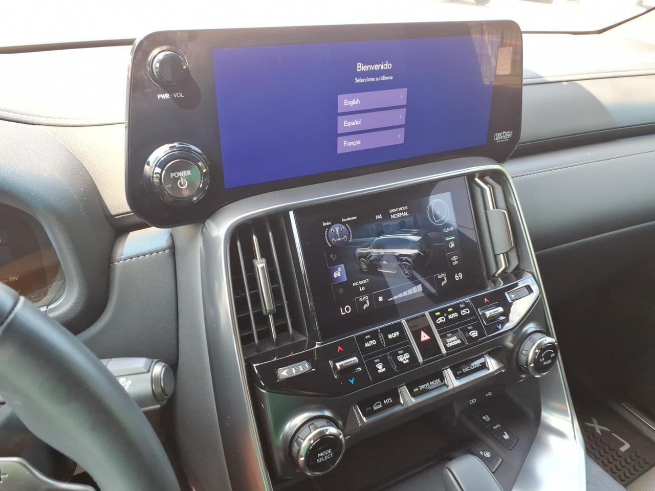 2025 Lexus LX 700h Overtrail Roanoke VA