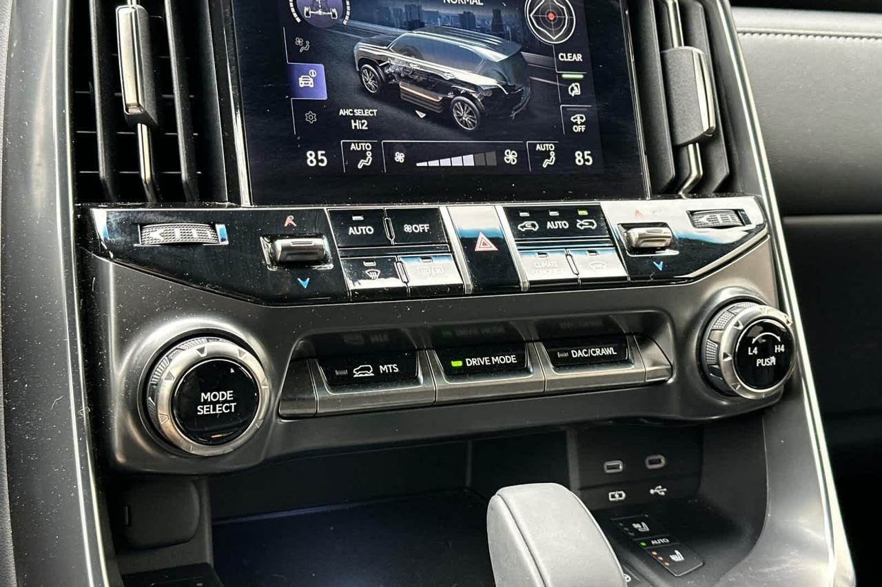 2025 Lexus LX 700h Overtrail Roseville CA