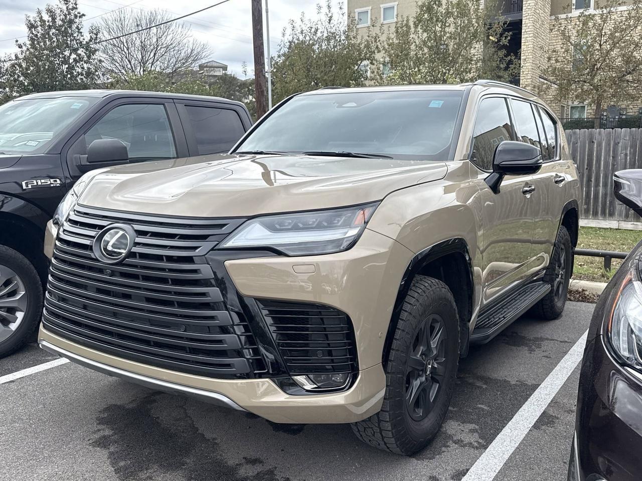 2025 Lexus LX 700h Overtrail