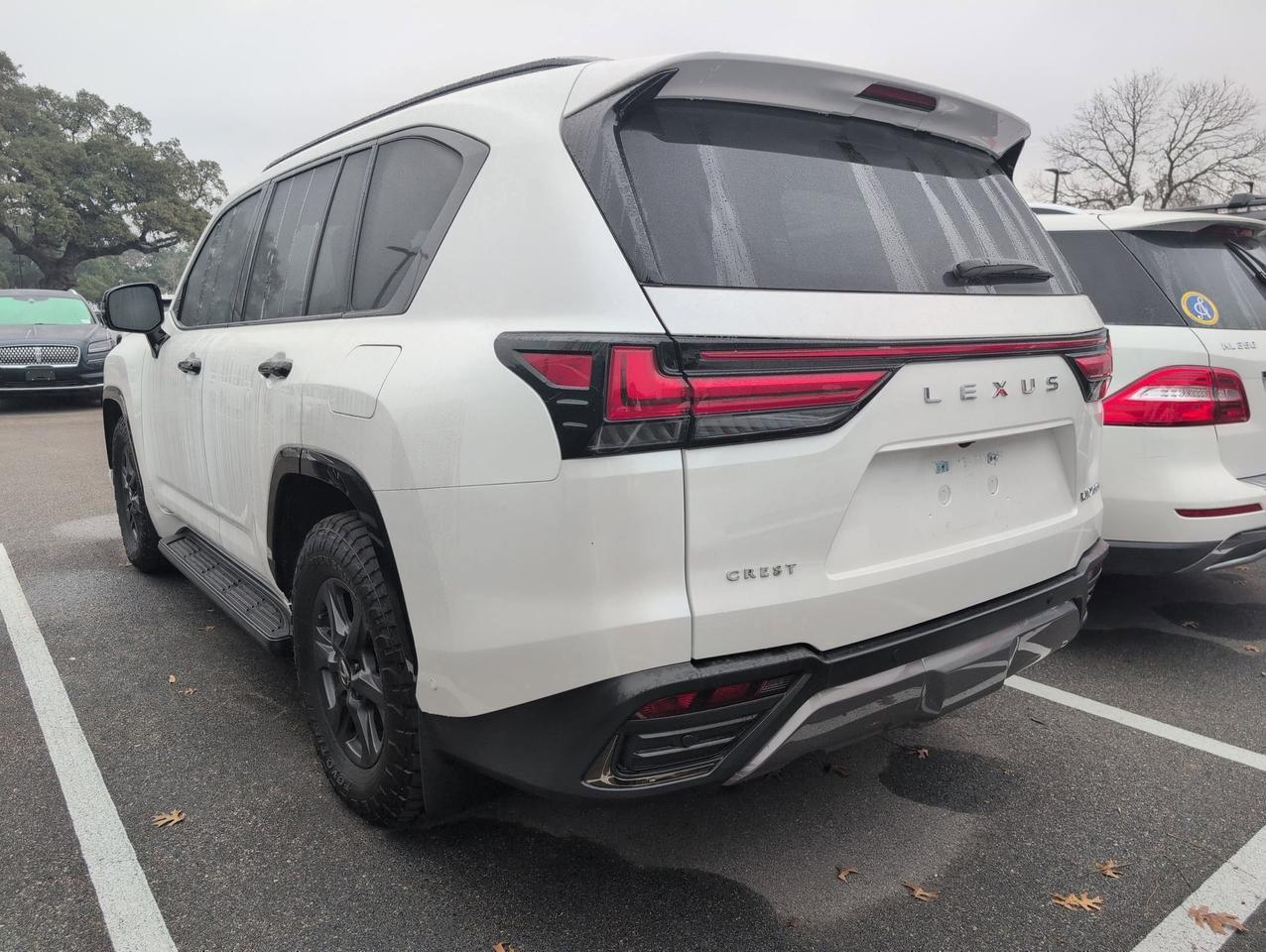 2025 Lexus LX 700h Overtrail