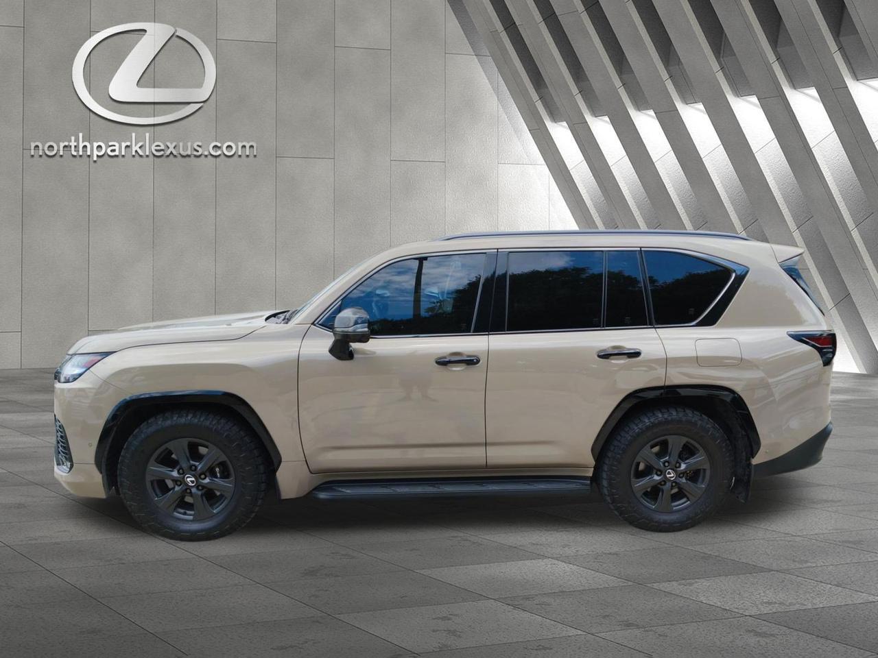 2025 Lexus LX 700h Overtrail