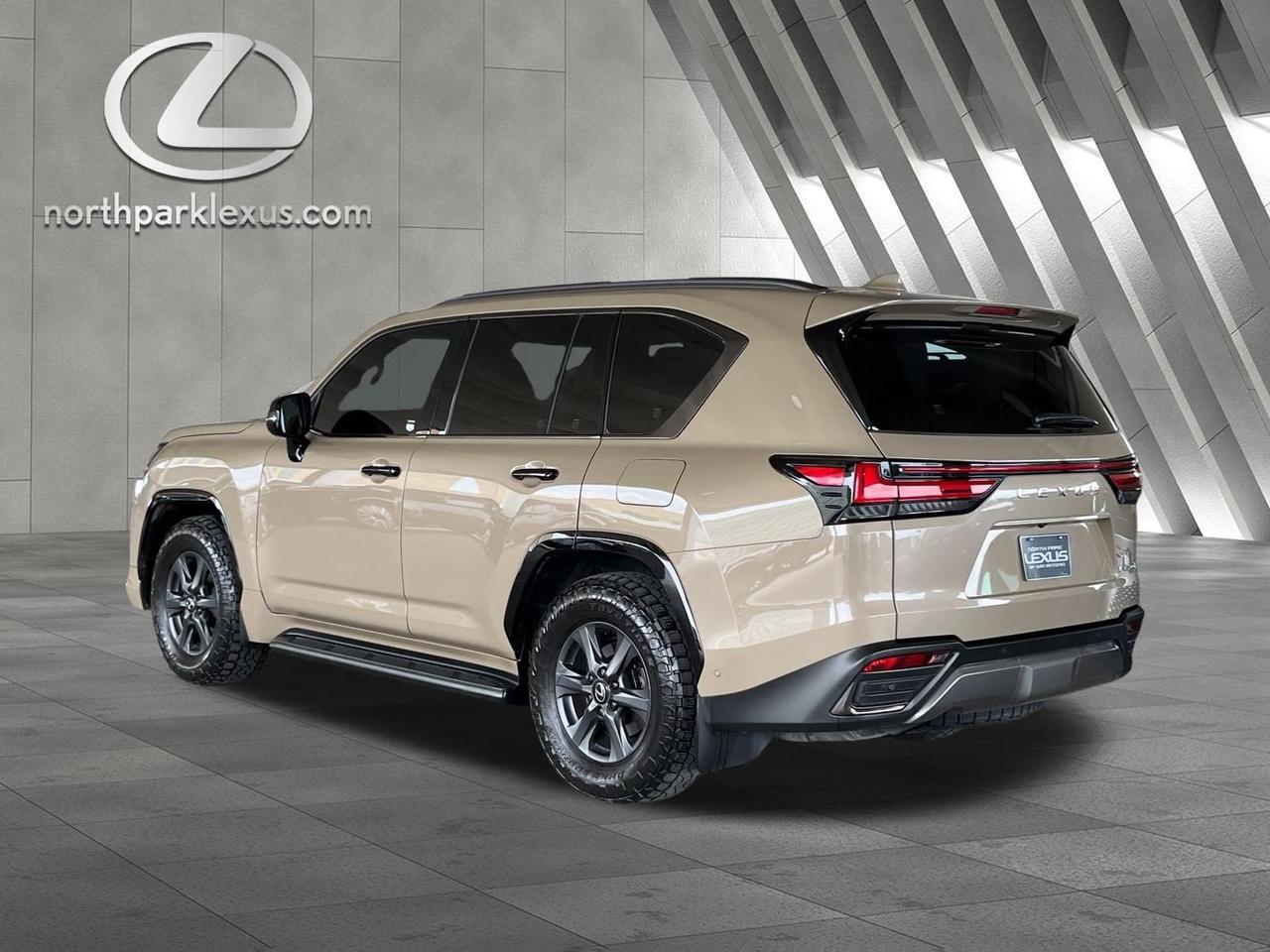 2025 Lexus LX 700h Overtrail