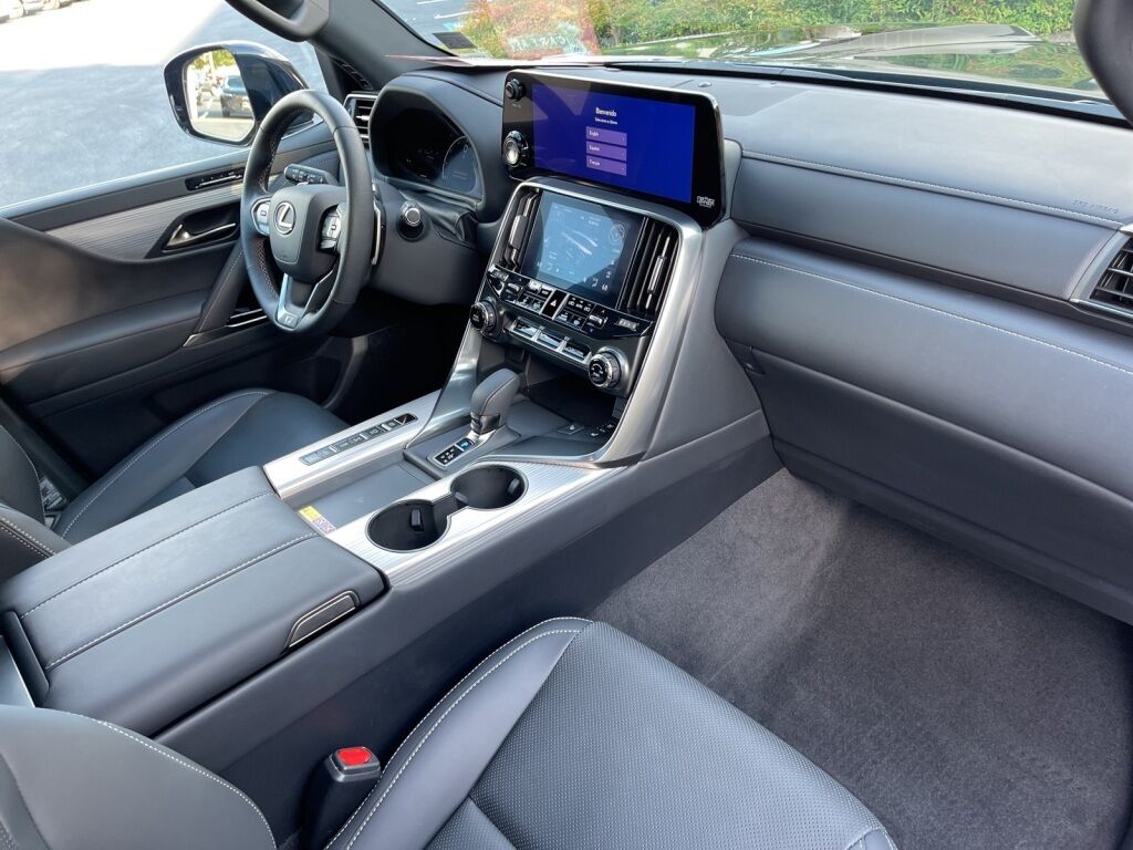 2025 Lexus LX 700h Richmond VA