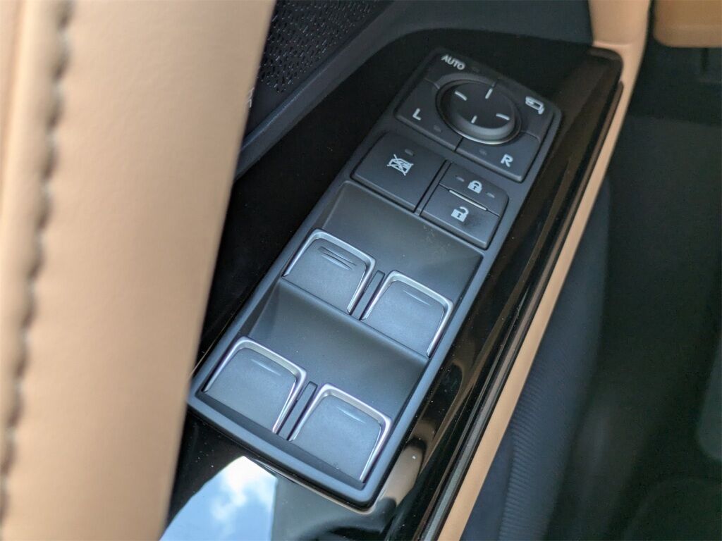 2025 Lexus LX HYBRID LX 700h LUXURY Richmond VA