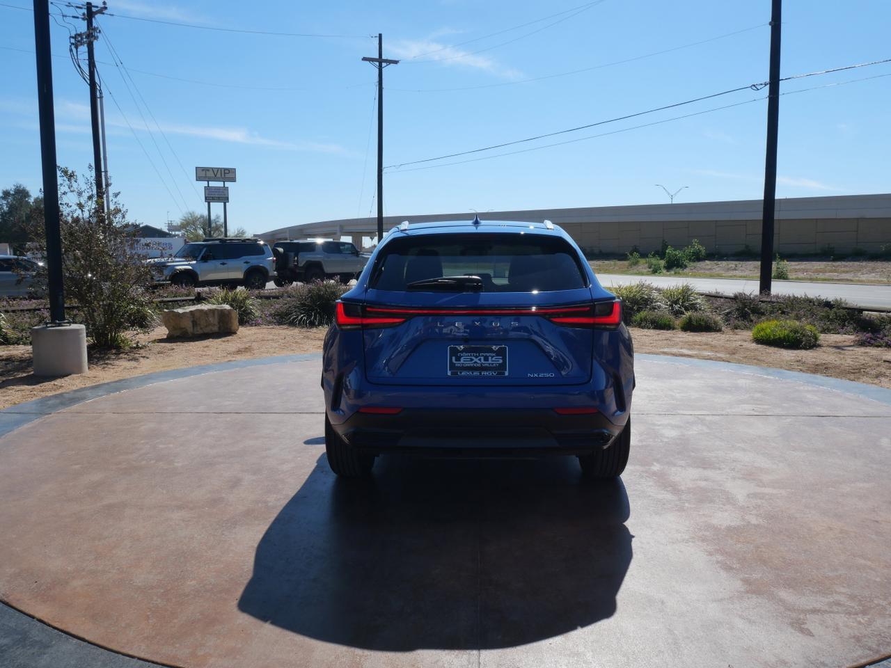 2025 Lexus NX 250 Premium