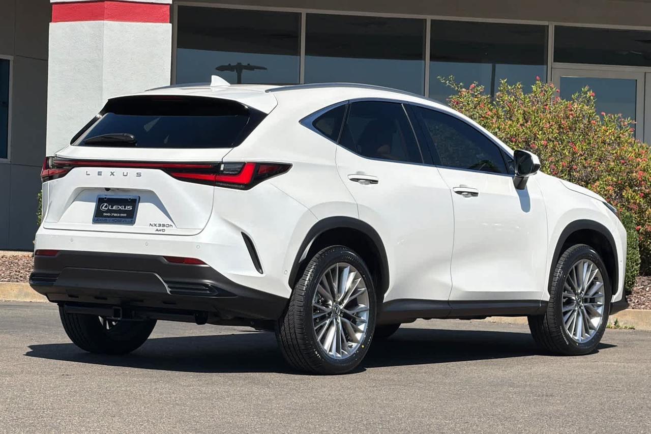 2025 Lexus NX 350h Luxury