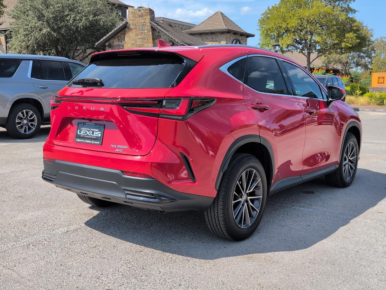 2025 Lexus NX 350h Luxury