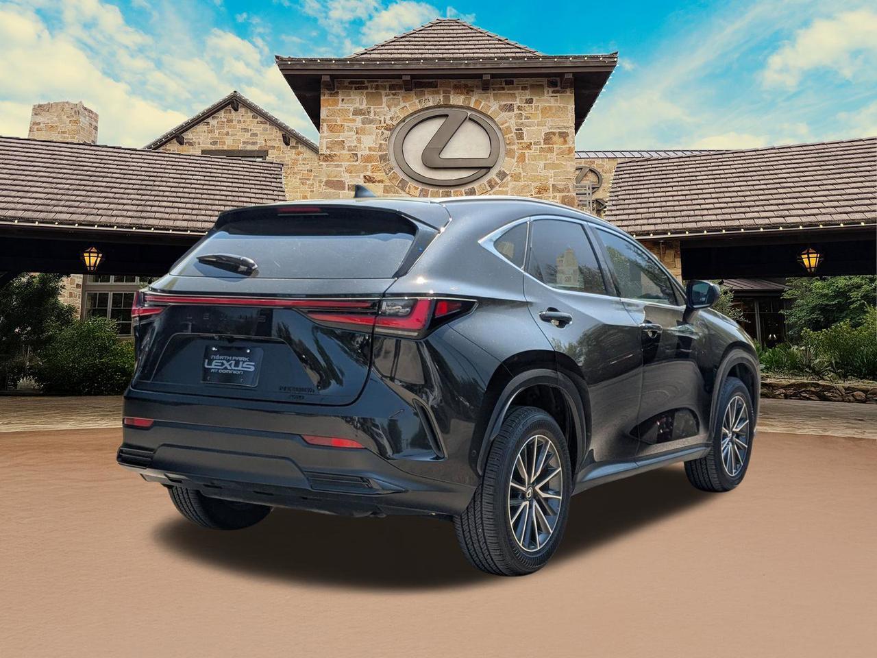 2025 Lexus NX 350h Luxury