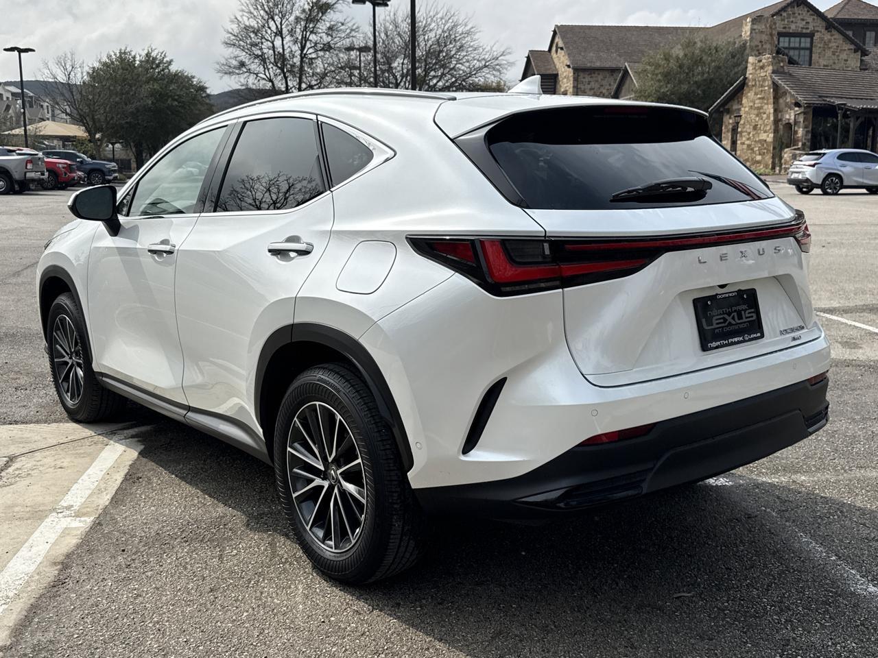 2025 Lexus NX 350h Luxury