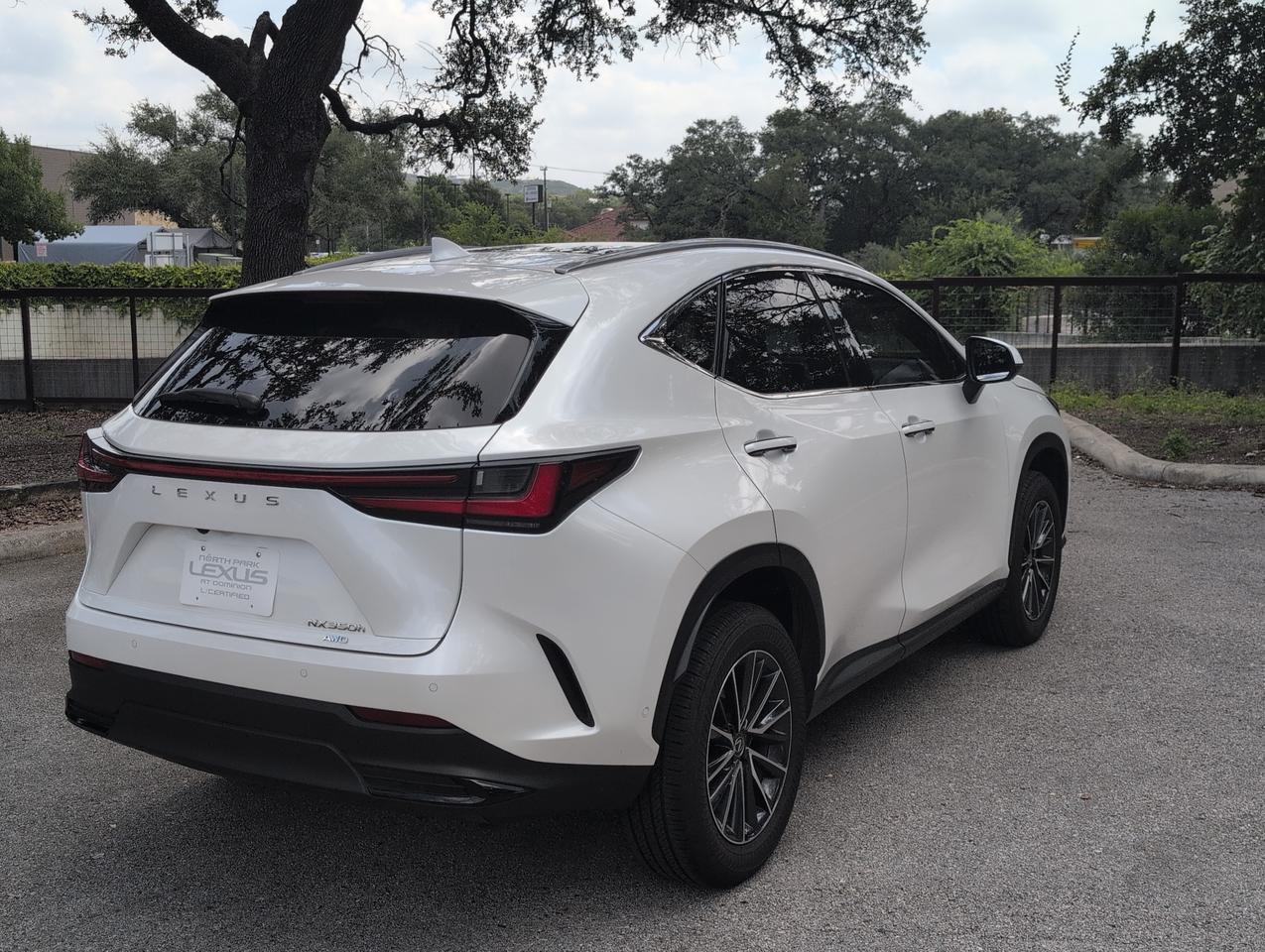 2025 Lexus NX 350h Luxury