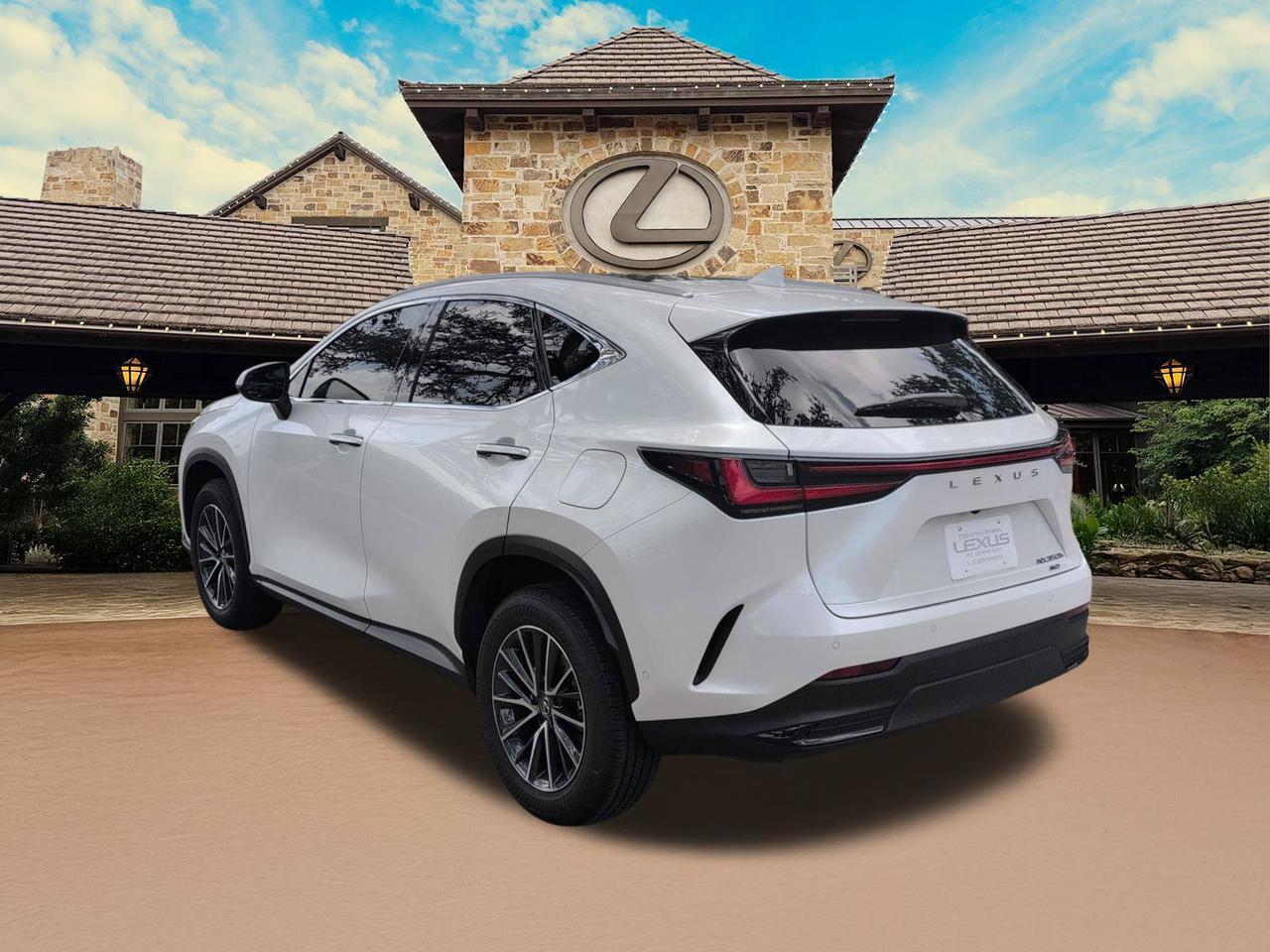 2025 Lexus NX 350h Luxury