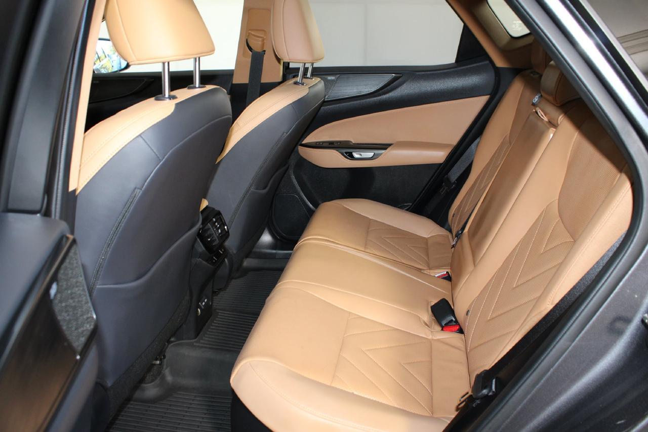 2025 Lexus NX 350h Luxury Manassas VA