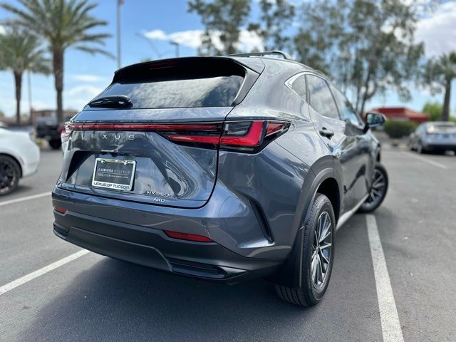 2025 Lexus NX 350h Premium