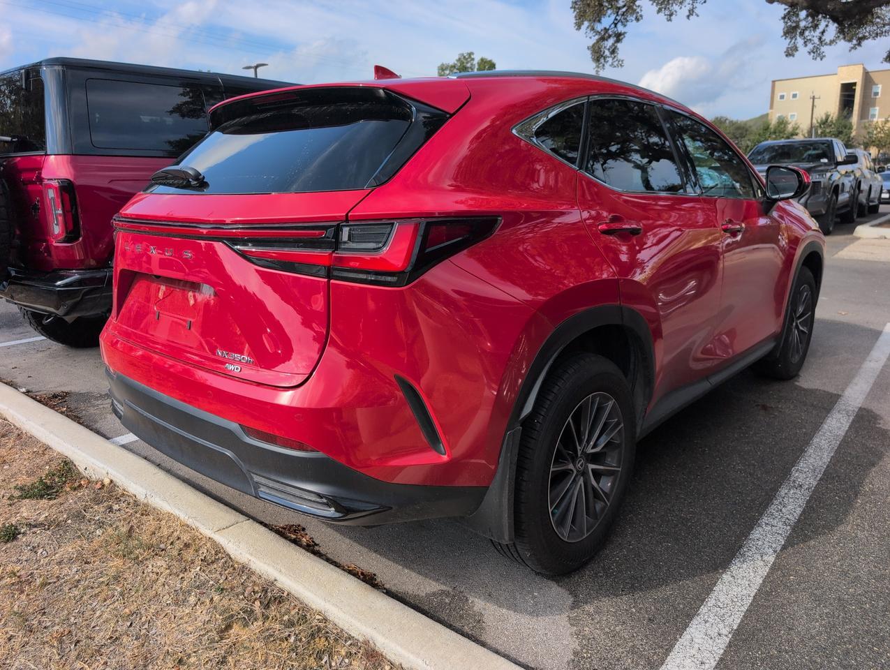 2025 Lexus NX 350h
