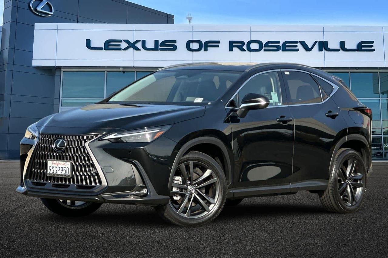 2025 Lexus NX 450h+ Luxury