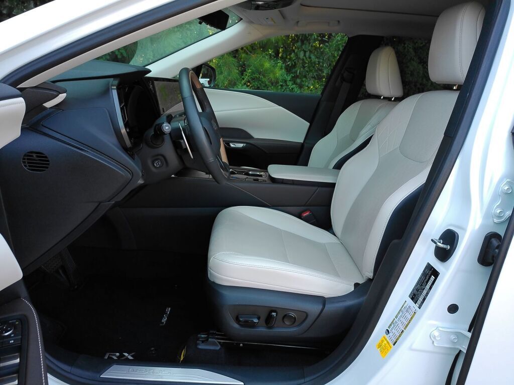 2025 Lexus RX 350h Premium Plus Richmond VA