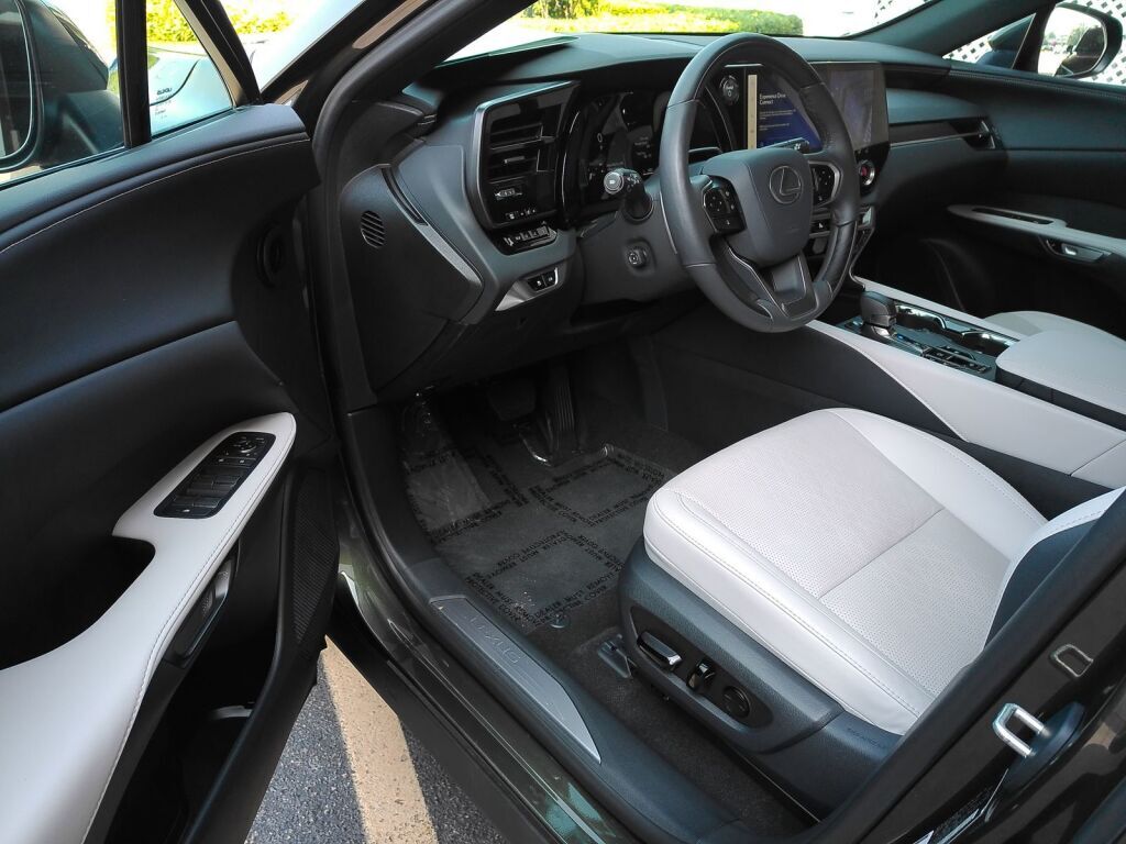 2025 Lexus RX 350h Premium Plus Richmond VA
