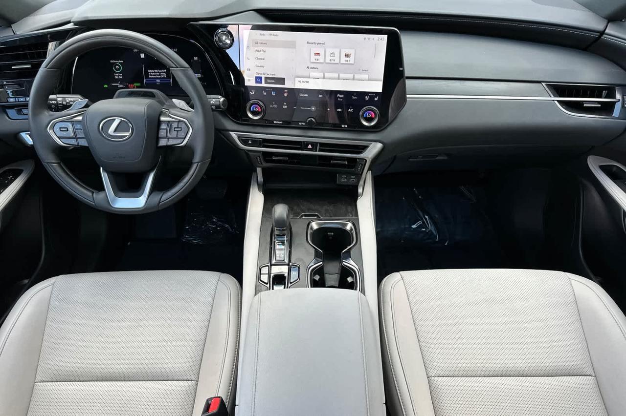 2025 Lexus RX 350h Premium
