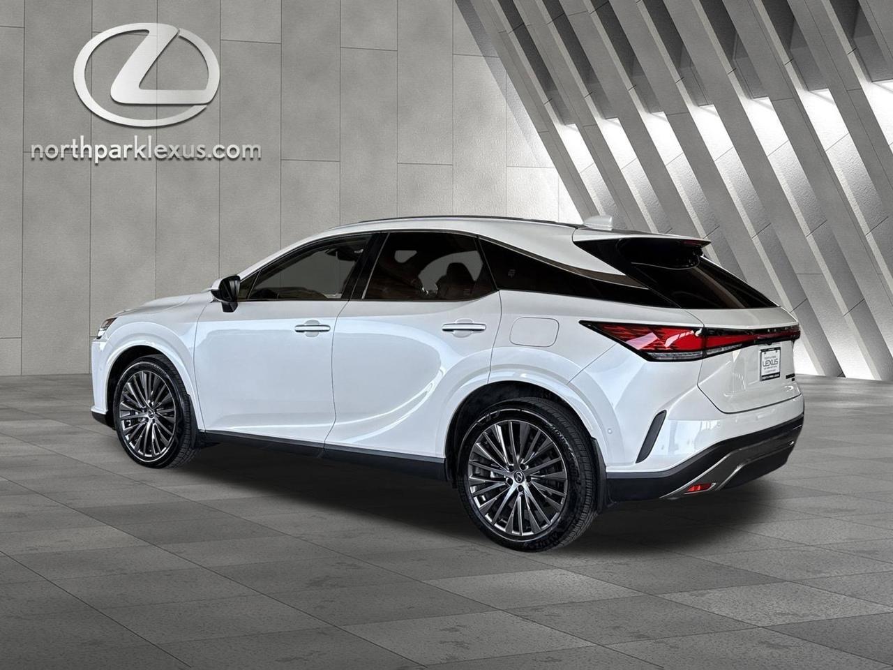 2025 Lexus RX 450h+ Luxury