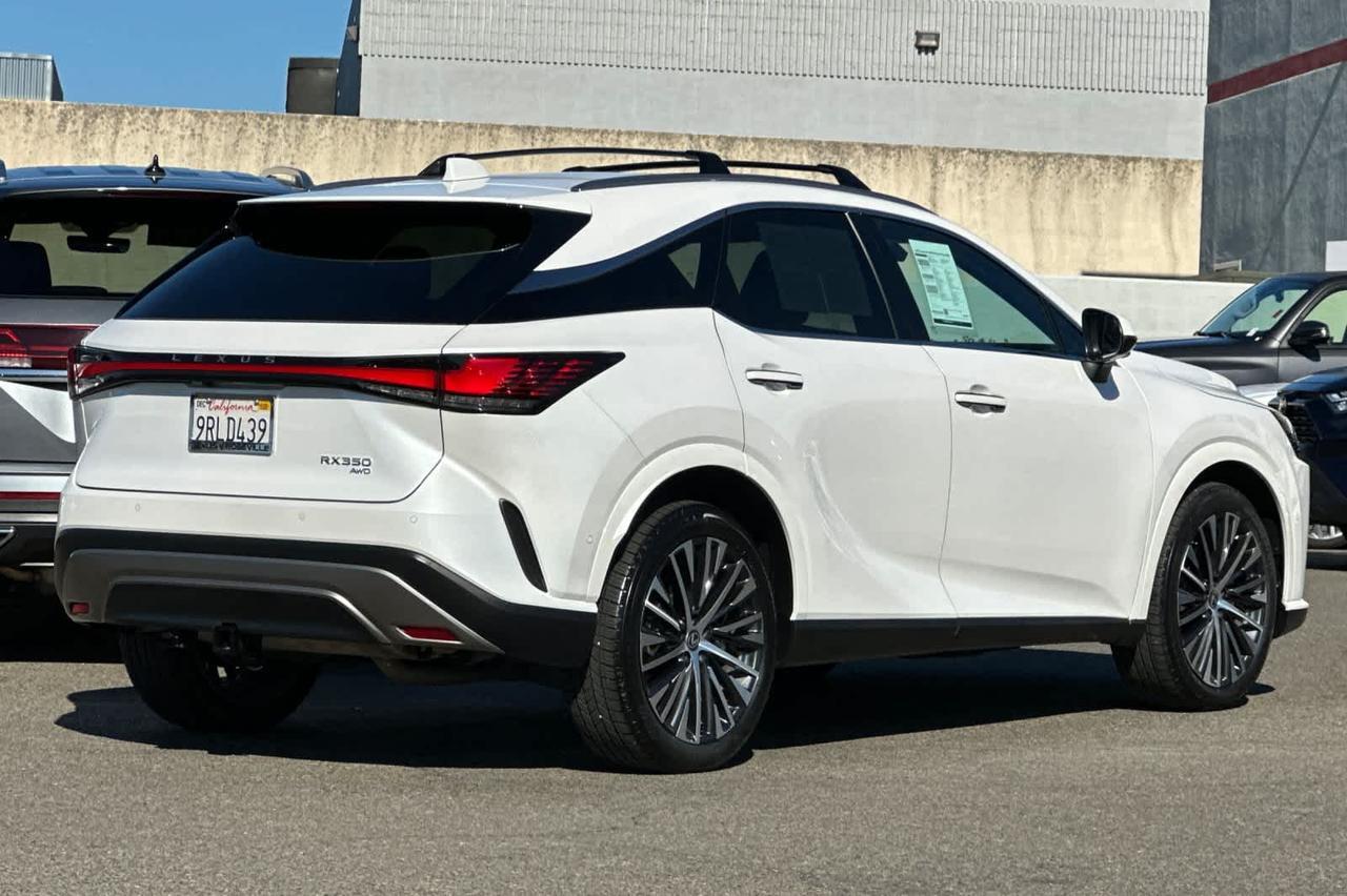 2025 Lexus RX Premium Plus