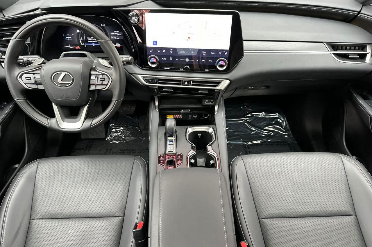 2025 Lexus RX Premium