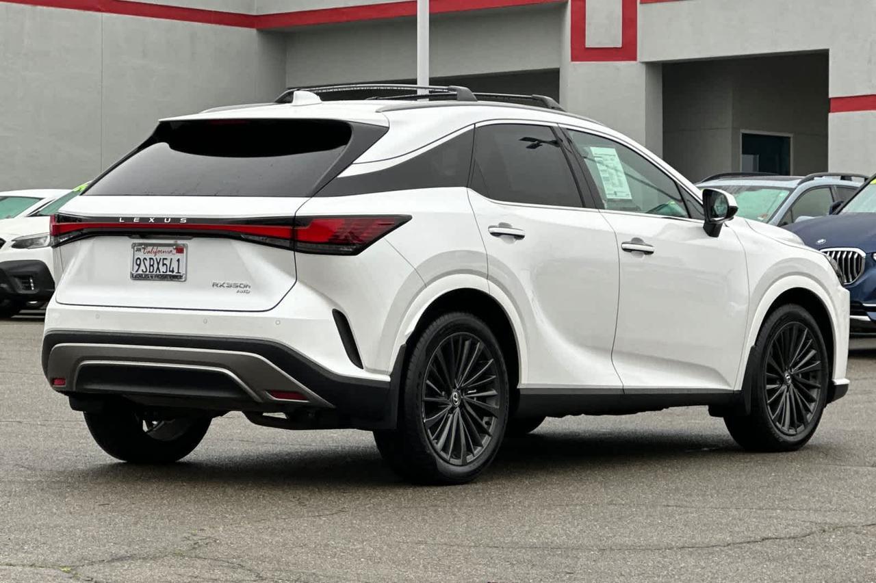 2025 Lexus RX Premium