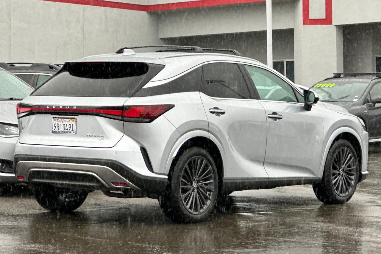 2025 Lexus RX Premium