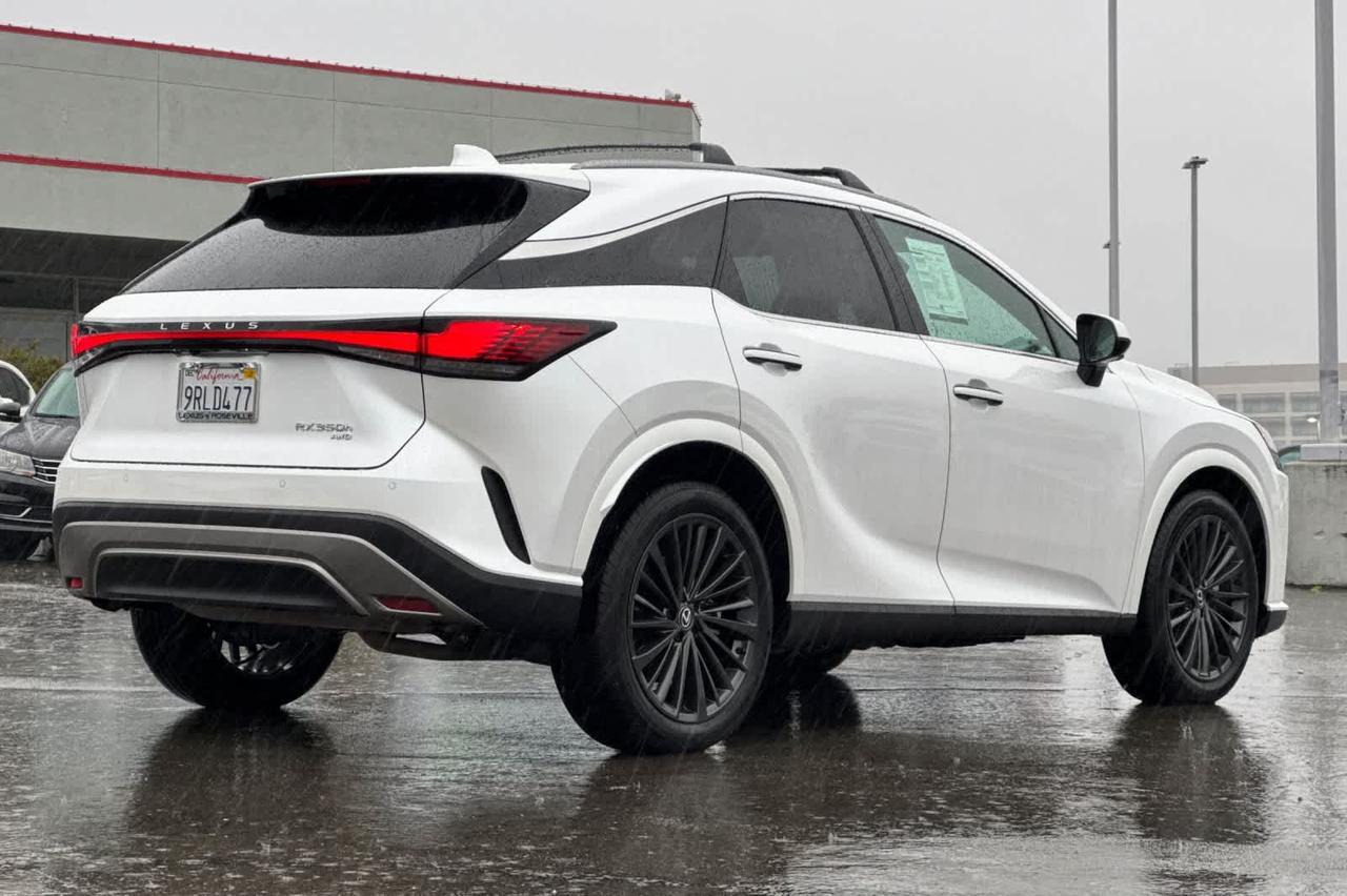 2025 Lexus RX Premium