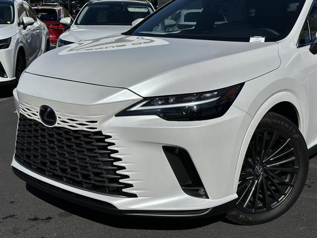 2025 Lexus RX Premium