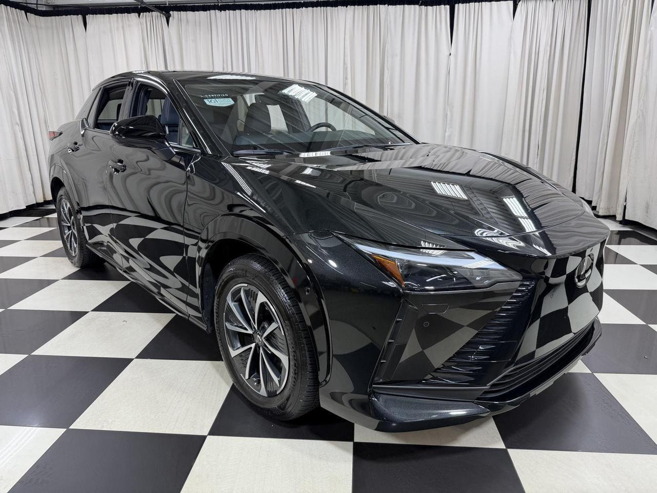 2025 Lexus RZ
