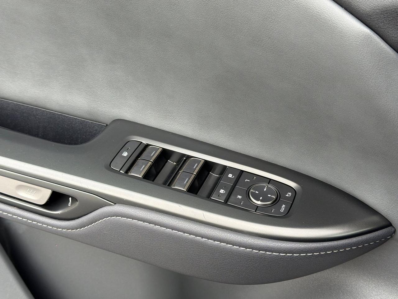 2025 Lexus RZ 450e Premium Hagerstown MD