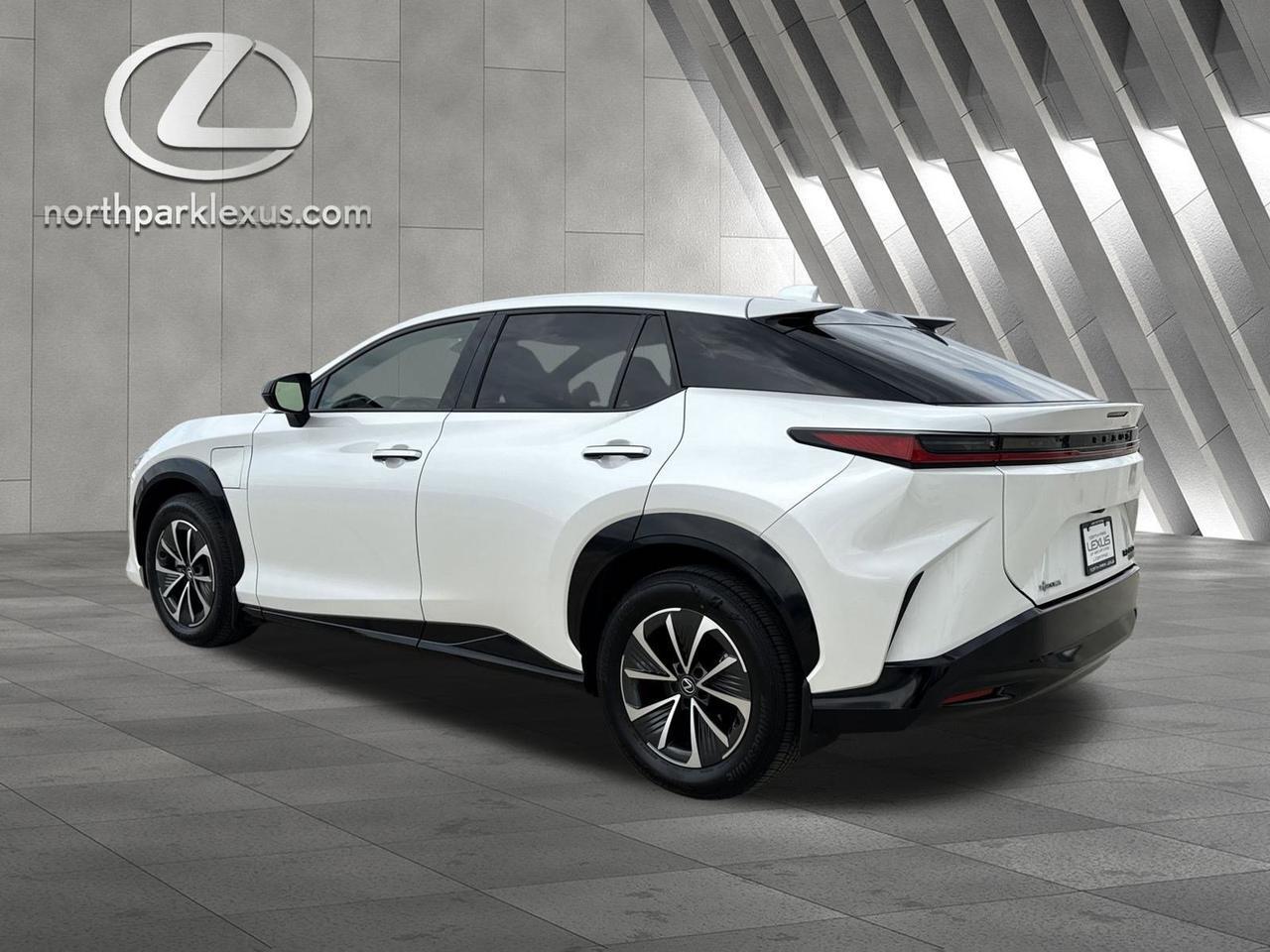 2025 Lexus RZ 450e