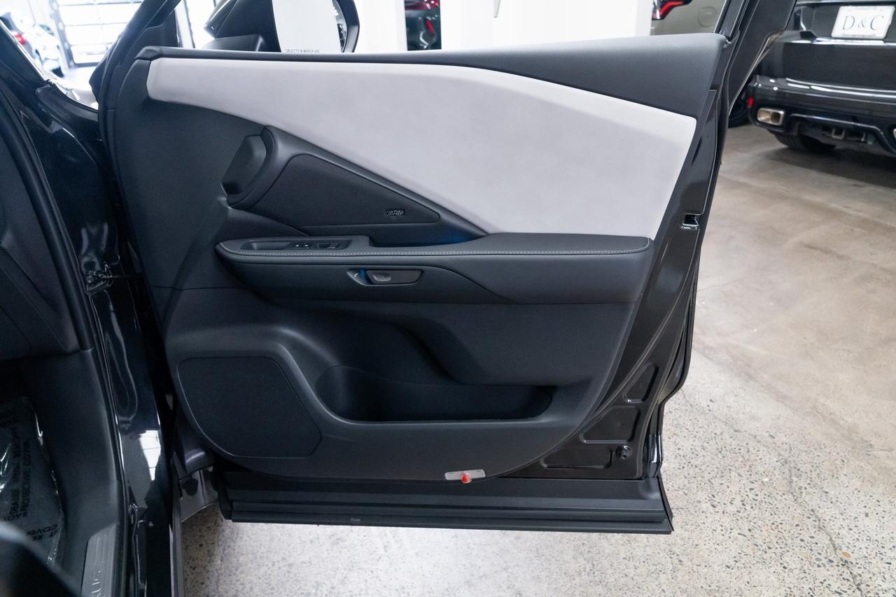 2025 Lexus TX 350 Premium 1 Owner 6 Passenger Mark Levinson Audio Portland OR
