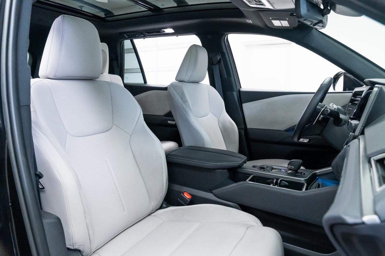 2025 Lexus TX 350 Premium 1 Owner 6 Passenger Mark Levinson Audio Portland OR