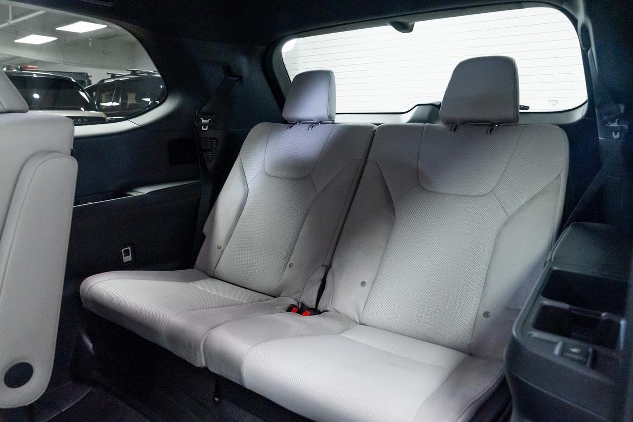 2025 Lexus TX 350 Premium 1 Owner 6 Passenger Mark Levinson Audio Portland OR