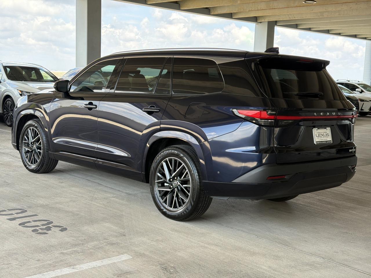 2025 Lexus TX 350 Premium