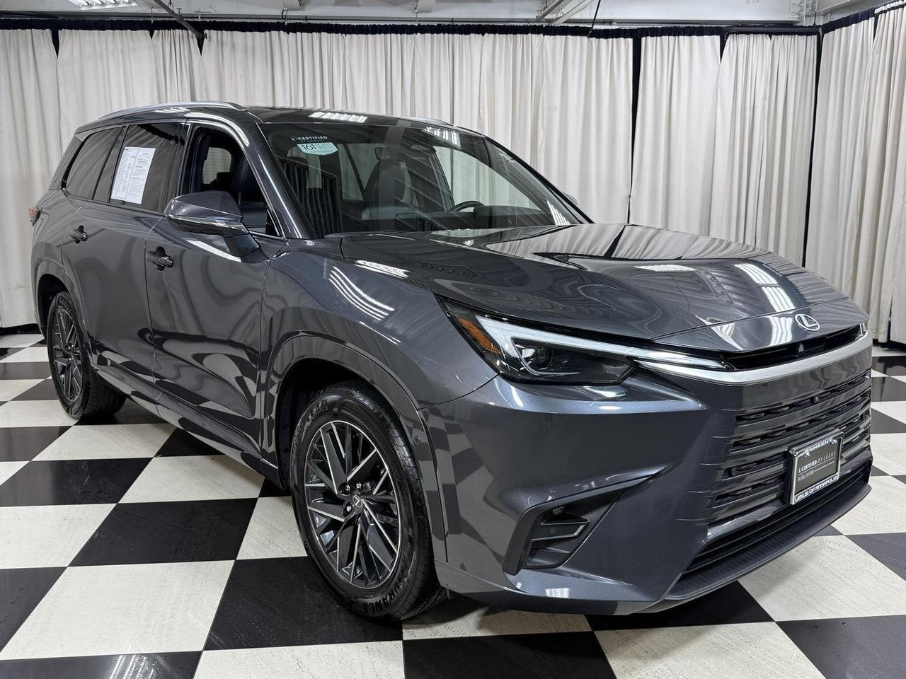 2025 Lexus TX