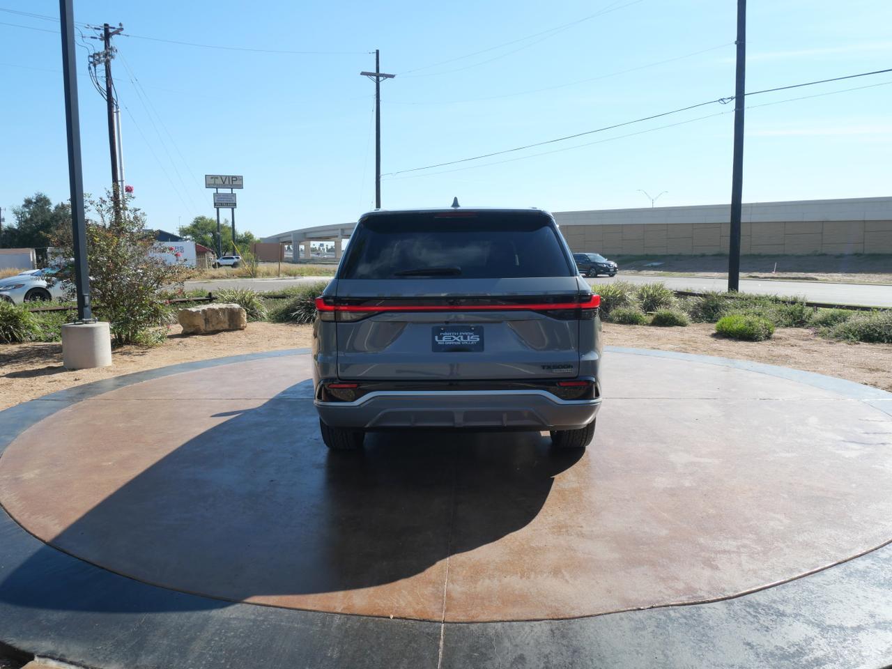 2025 Lexus TX 500h F SPORT Premium