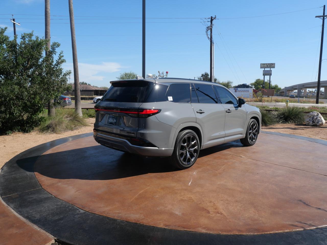 2025 Lexus TX 500h F SPORT Premium