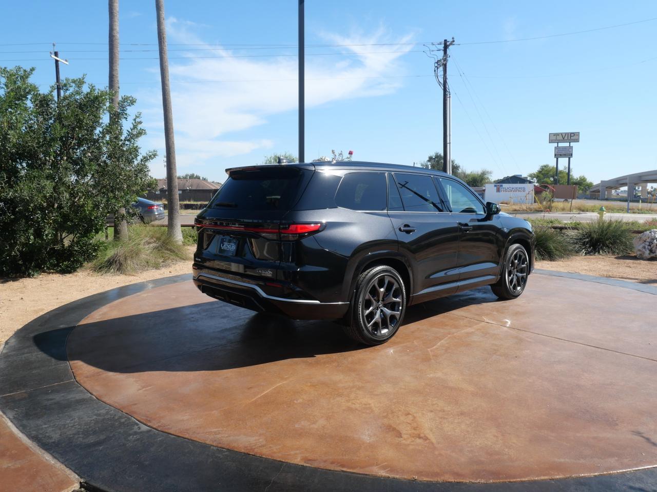 2025 Lexus TX 500h F SPORT Premium