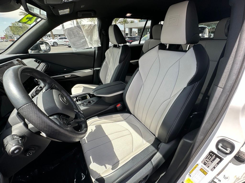 2025 Lexus TX 500h F SPORT Premium