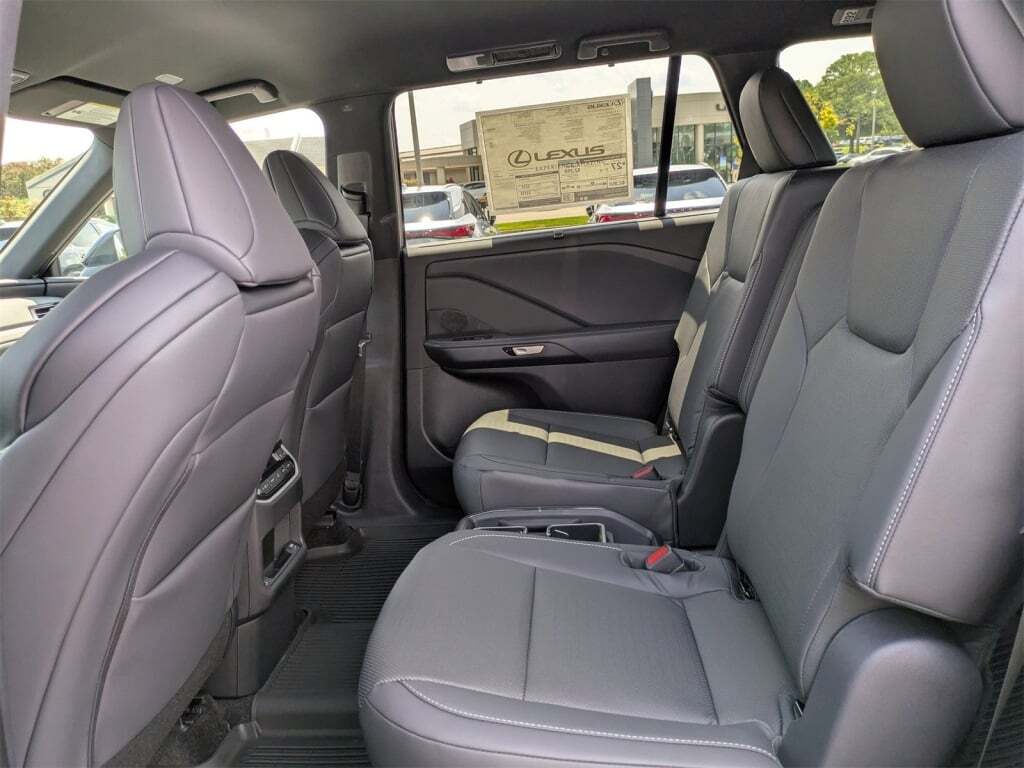 2025 Lexus TX HYBRID TX 500h F SPORT PERFORMANCE PREMIUM AWD Richmond VA