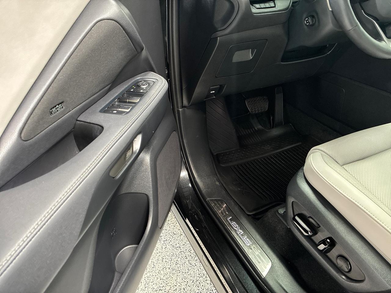 2025 Lexus TX350 Luxury, AWD, Captain's Seats, ML Sound, Tech Pkg, Convenience Pkg, 3k Miles Houston TX